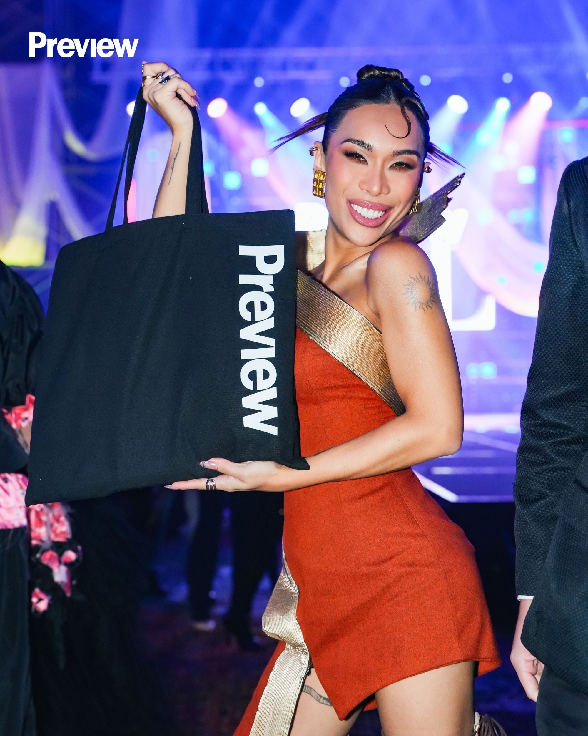 Marina Summers holding a Preview tote at the Preview Ball 2026